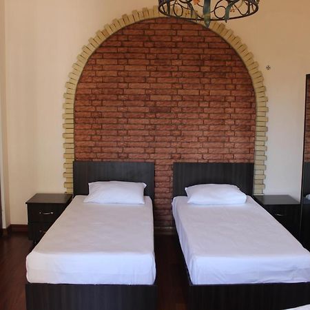 Apartment - Nino Batumi Bagian luar foto