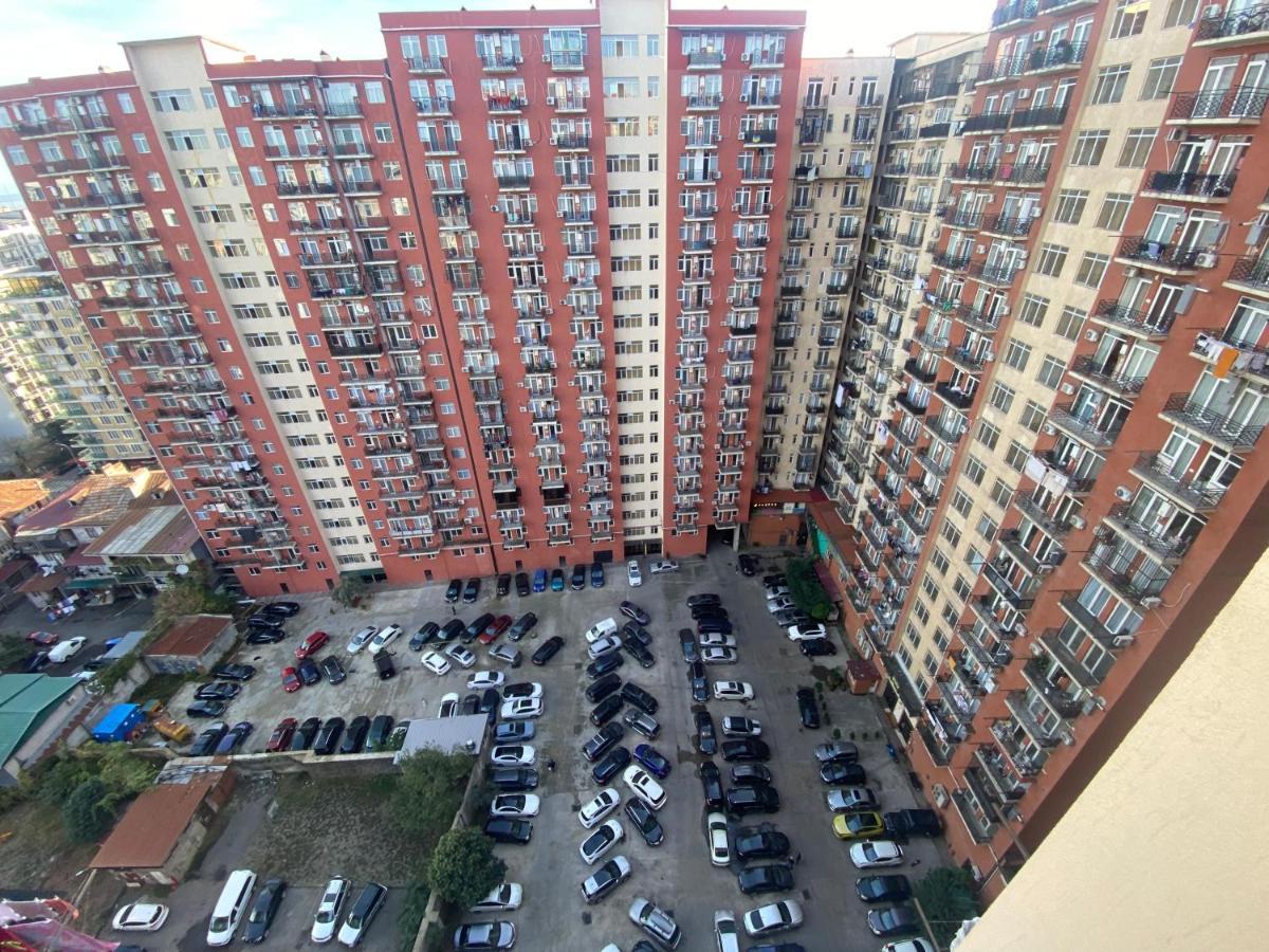 Apartment - Nino Batumi Bagian luar foto