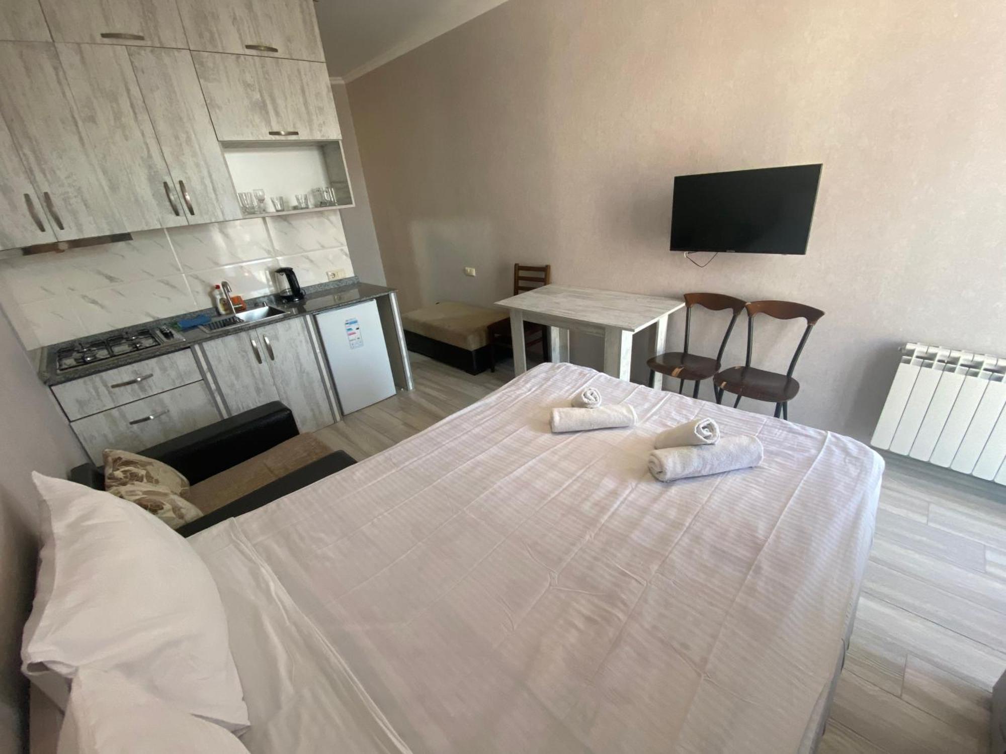 Apartment - Nino Batumi Bagian luar foto